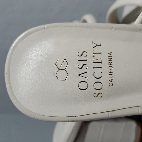 OASIS SOCIETY CREAM IVORY SANDAL STRAP HEELS CHUNKY ANIMAL PRINT PATTERN… - Picture 2 of 12